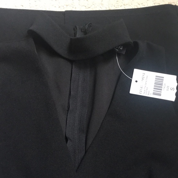 Elegent  Asymmetrical Choker Neck Dress - Picture 7 of 17